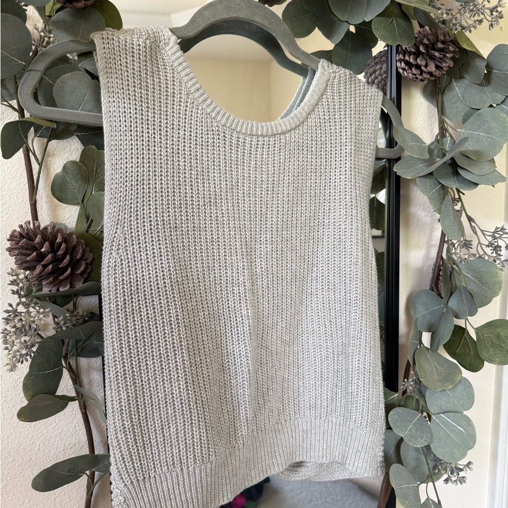 Miou Muse Knit Sleeveless Twist Back Sweater